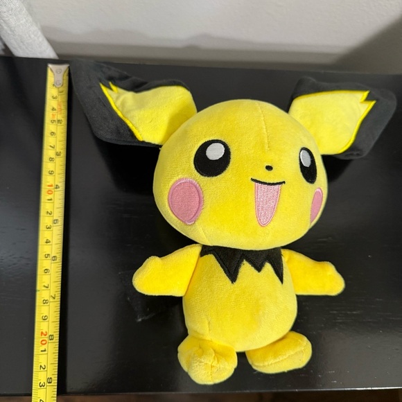 Yellow Pokemon Pichu Pikachu Plush Stuffed Toy 9” - Picture 3 of 8